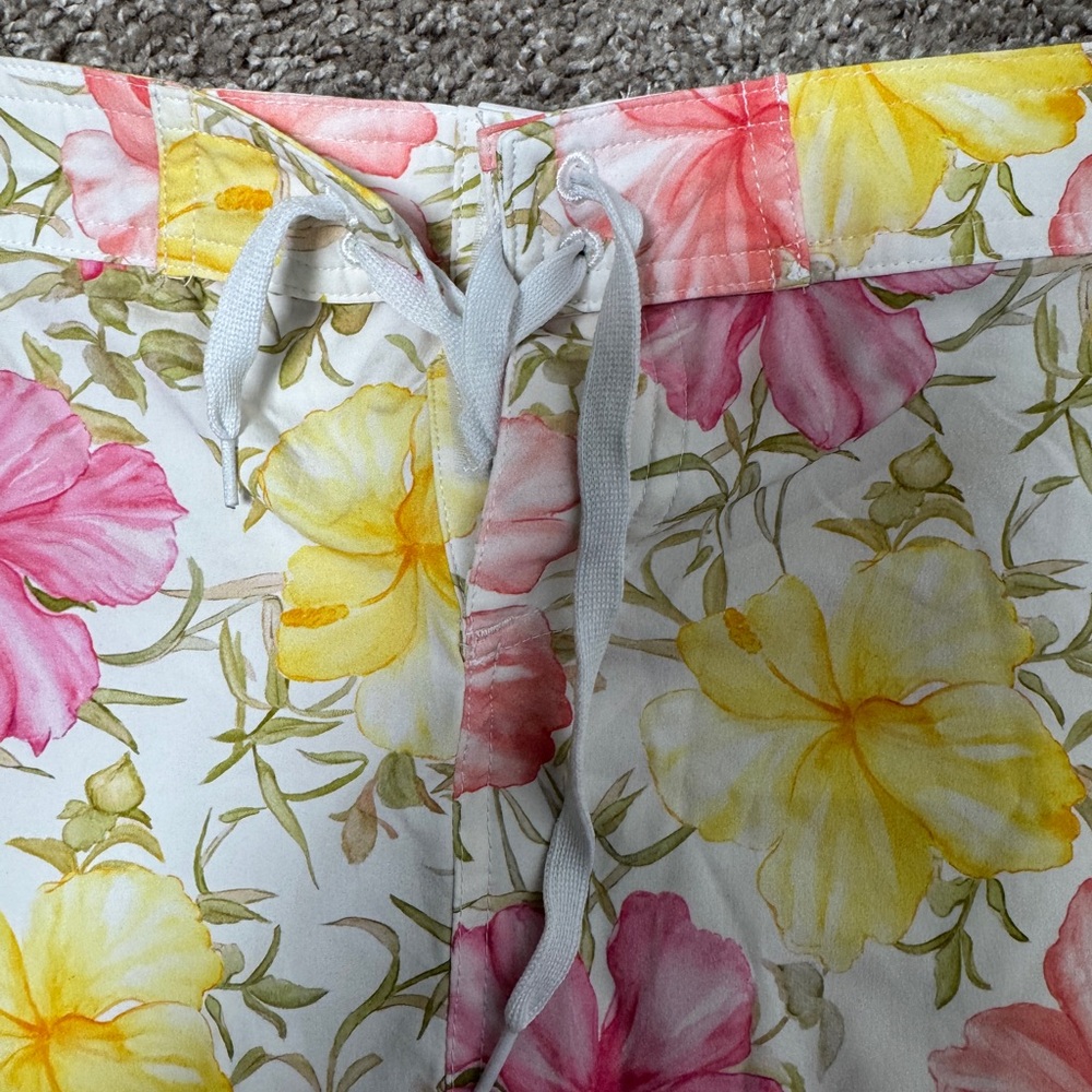 Hurley & LoveShackFancy White Surf Skirt, Board Skirt - Picture 3 of 7